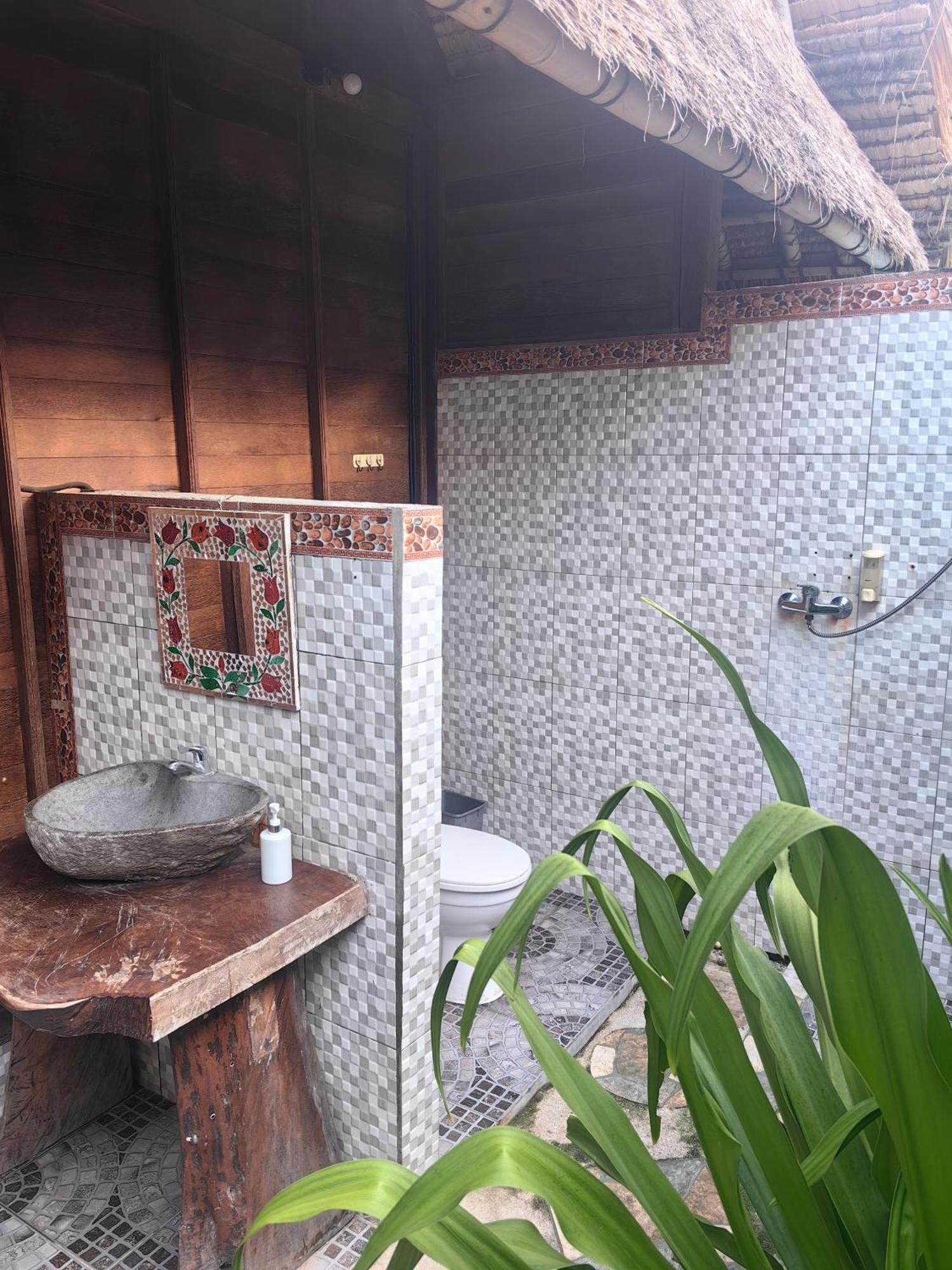 The Dafish Ceningan Hotel Ceningan Island Exterior foto
