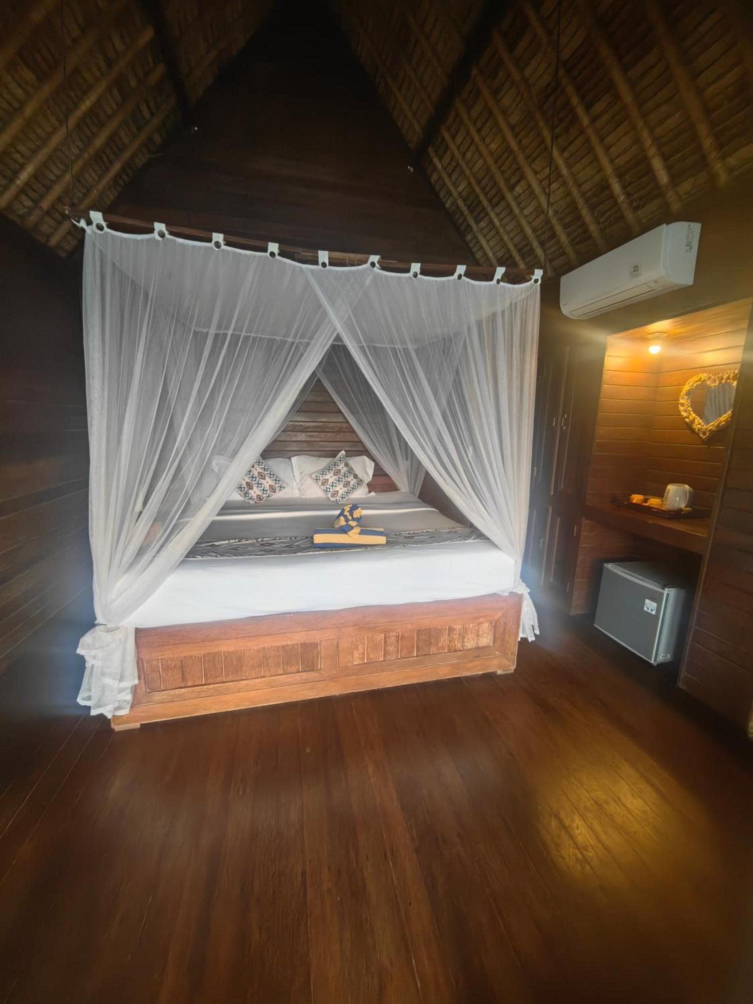 The Dafish Ceningan Hotel Ceningan Island Exterior foto